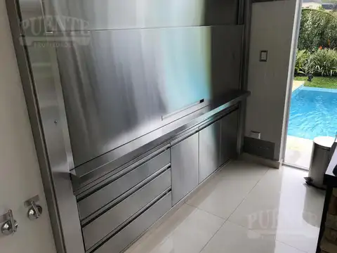 Casa en Venta al Oeste