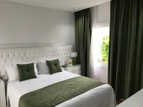 Casa 8 ambientes con 8 baños