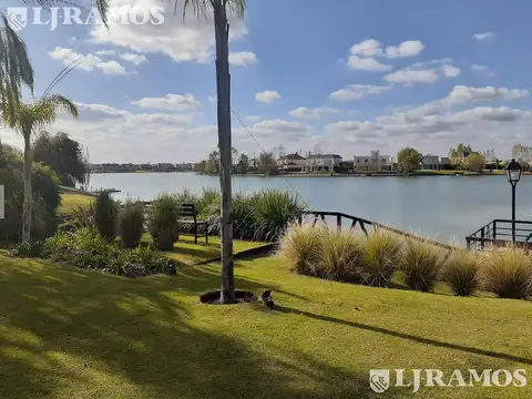 A Laguna - San Francisco, Villanueva