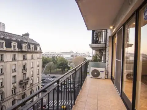 VENTA EXCLUSIVO-PISO 4 AMB-DEP-IMPECABLE -ESPACIO COCHERA- APTO CREDITO