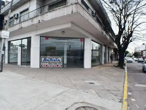 Local | ROSAS, JUAN M. DE al 3300