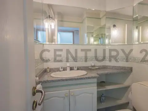 VENTA CASA BELGRANO R 4 DORMITORIOS+DEPENDENCIA