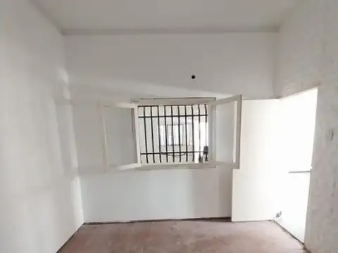 Marcelo T de Alvear 5400 , Piso 0
