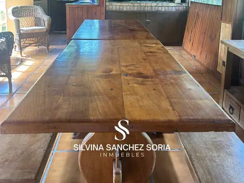 Casa 6 ambientes con 2 baños
