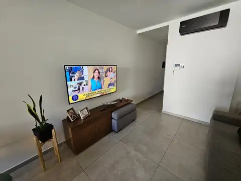 IMPRESIONANTE DUPLEX 4 AMB CON PILETA