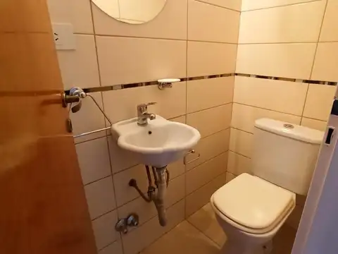 Casa en Alquiler en Villa Adelina, $ 1.100.000