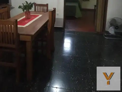 Casa en venta - 2 Dormitorios 1 Baño - Luján