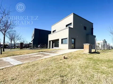 Casa en Venta en San Pablo, USD 218.000