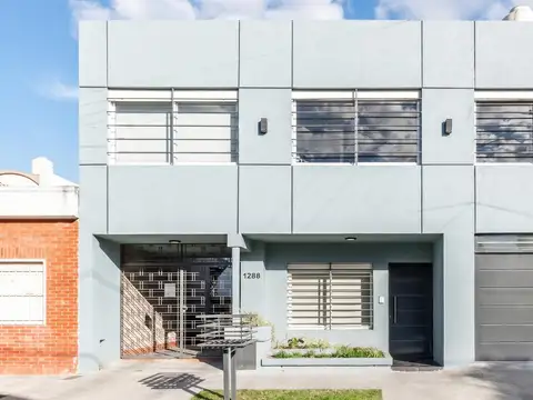 Depto Tipo Casa en Venta de 3 dormitorios