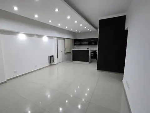 Depto Tipo Casa en Venta en Ramos Mejía Sur, USD 210.000