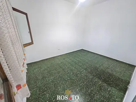 Venta PH 3 ambientes con entrada independiente, patio y terraza en Villa Lugano - Apto crédito