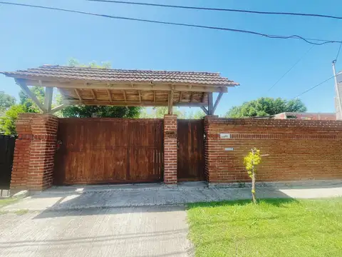 Casa Chalet  en Venta en Tortuguitas, Malvinas Argentinas, G.B.A. Zona Norte