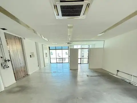 HERMOSA OFICINA EN PUERTO NORTE CON 2 COCHERAS