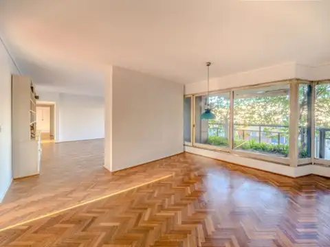 Departamento en Venta de 4 dormitorios