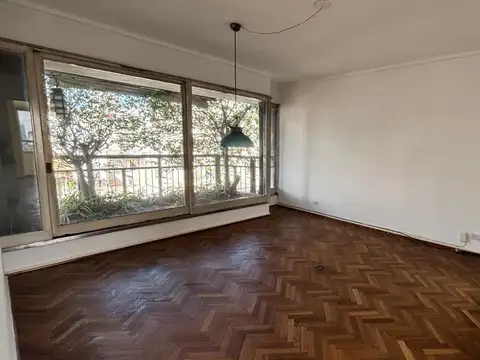 Departamento 5 ambientes con 2 baños