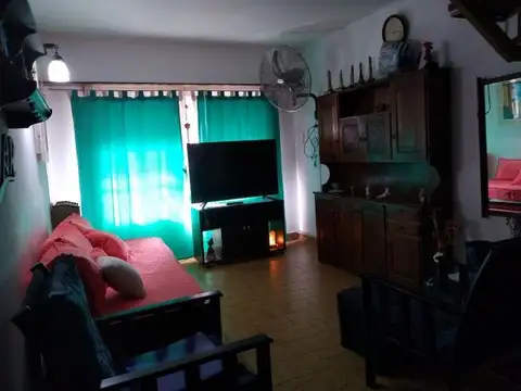 calle 29 708 , Piso 0