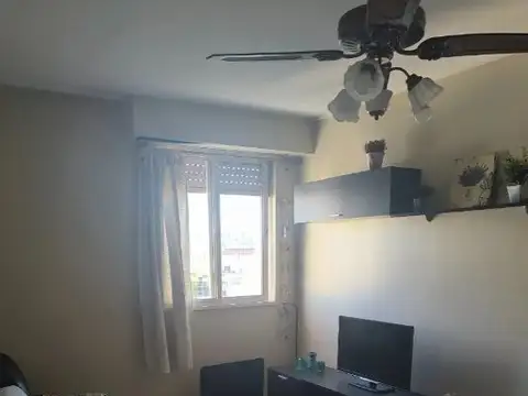 Eleodoro Lobos 200, Piso 9