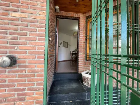 Depto Tipo Casa en Venta de 4 ambientes