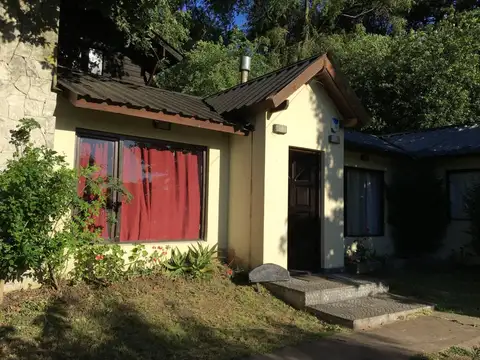 SIERRA DE LOS PADRES - Casa 4 ambientes - ALQUILER