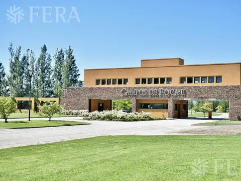 Venta de terreno de 2500 m2 en Campos de Roca II