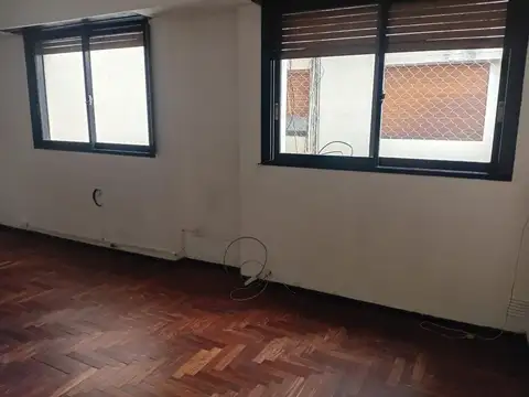 VENTA APTO CREDITO 1 AMBIENTE AMPLIO – BALVANERA