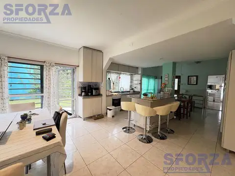 Venta Casa 3 Ambientes en José C. Paz con Pileta