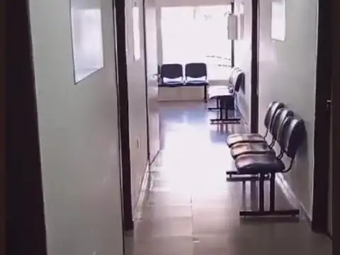 Local Comercial en alquiler - 6 Ambientes - Merlo