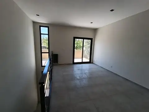 Complejo de 8 duplex a estrenar en Venta.