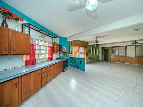 VENTA CASA MULTIFAMILIAR 2 LOCALES L HERMOSA