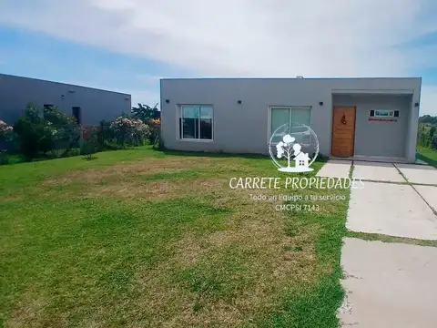 Casa en alquiler 4 ambientes, AMOBLADA con Pileta. Barrio San Sebastián. Pilar 100