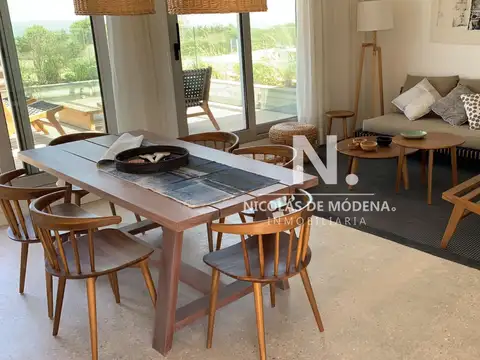 Penthouse a estrenar en venta con agradable vista al Mar, 