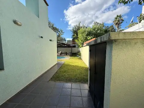 VENTA CASA 3 DORMITORIOS BARRIO EL PRADO