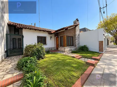 VENTA CASA 4 AMBIENTES CON LOTE DE 600M2 - LUJAN