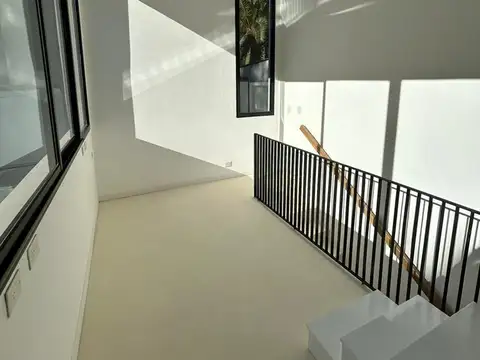 Departamento 5 ambientes con 2 baños