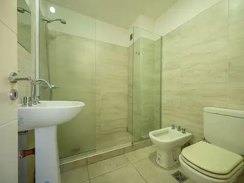 Departamento en Alquiler con 1 cocheras