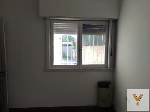 Depto Tipo Casa 4 ambientes con 1 baño