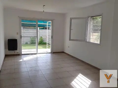 PH en venta - 2 Dormitorios 2 Baños - 255Mts2 - Ringuelet