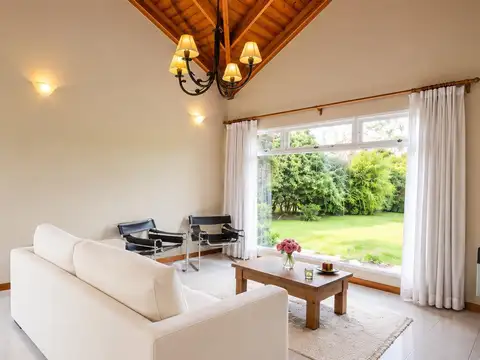 Casa en venta en Altos de Manzanares