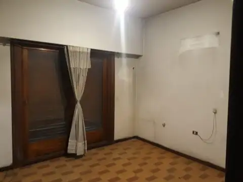 Casa en venta en Pompeya