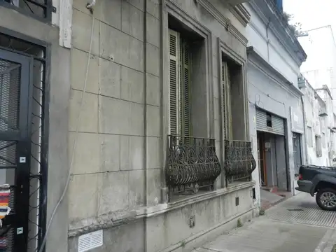 VENTA PH 4 AMBIENTES BARRACAS