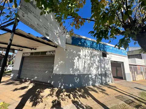 Local en Alquiler Via Púb.