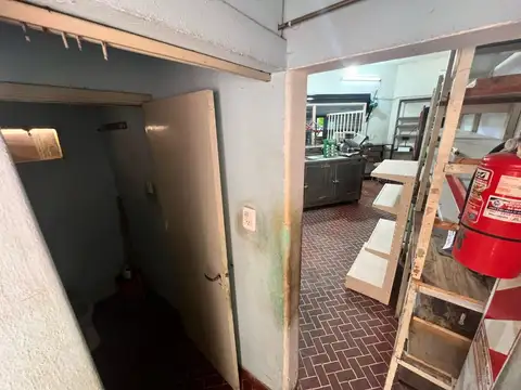 LOCAL EN ALQUILER MORON SUR