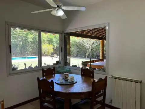 Casa 7 ambientes con 3 baños