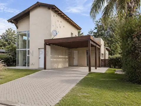 Casa en Alquiler de 3 dormitorios