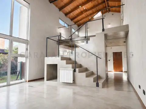 Casa en Alquiler en Funes Hills Miraflores
