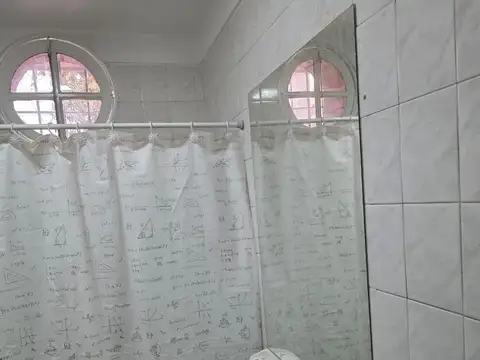 Depto Tipo Casa en Venta al Este
