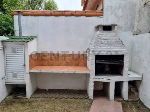 Departamento en Venta en La Lucila Del Mar, USD 65.000