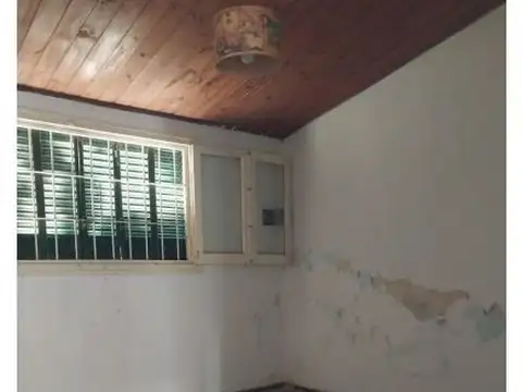 Casa en Venta en Azcuenaga, USD 38.000