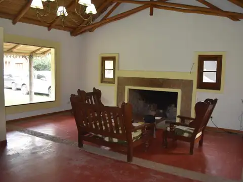 Casa en Venta con 1 cochera