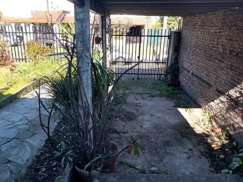 CASA Y DEPTOS A TERMINAR, IDEAL RENTA